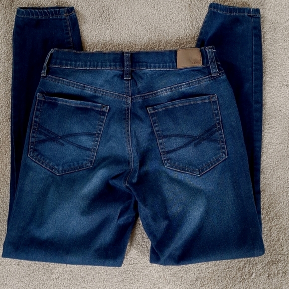 AERO HIGH RISE JEANS - Picture 2 of 4